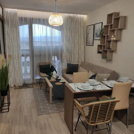 شقة Destination Bulgaria 2000 Cascadas Private Summer Family