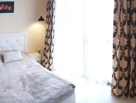 Destination Bulgaria 2000 Cascadas Private Summer Family ساني بيتش